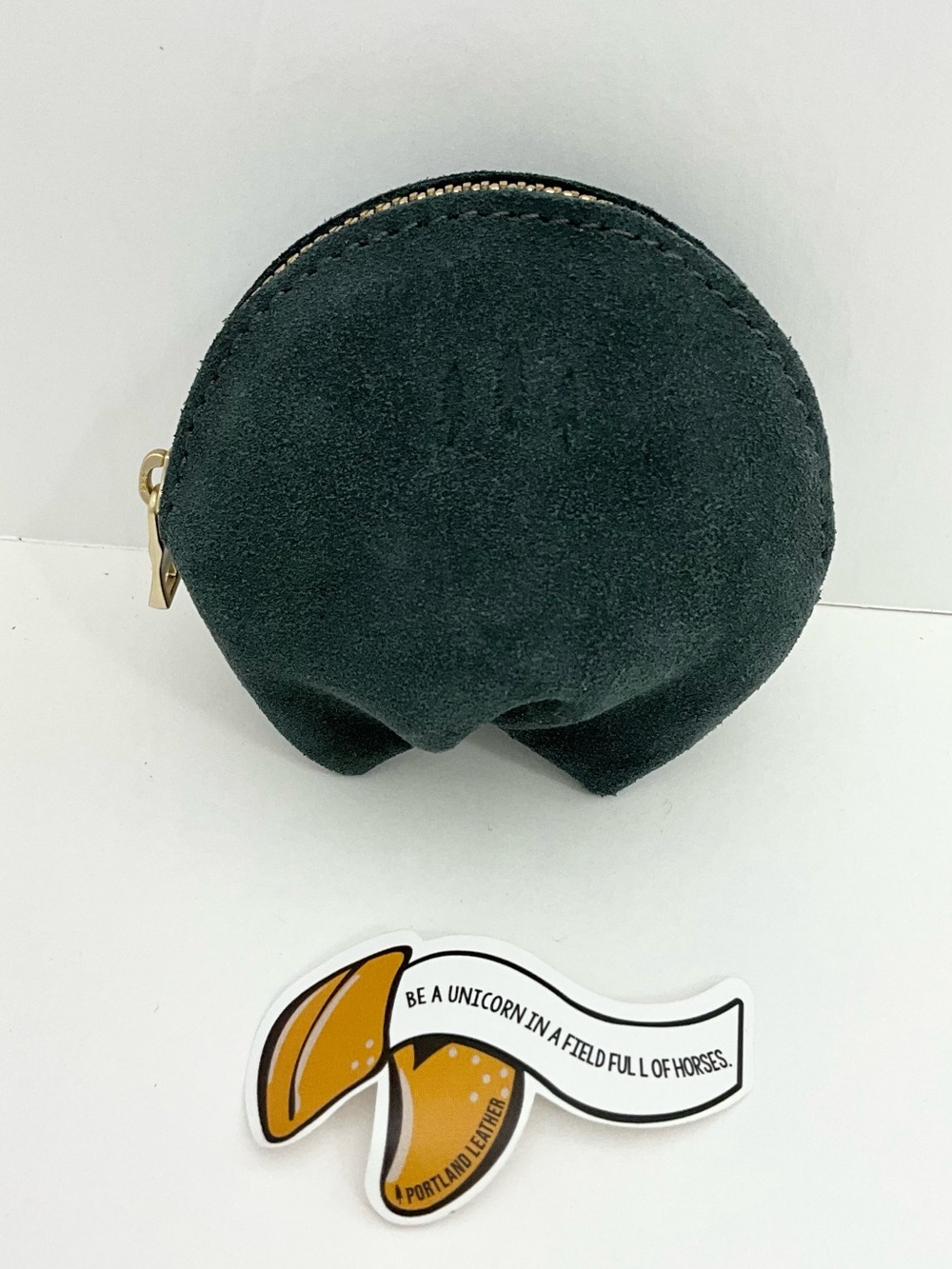 Portland Leather Fortune Cookie Pouch in Peppercorn-NEW